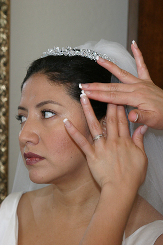 San Francisco wedding - bride getting ready